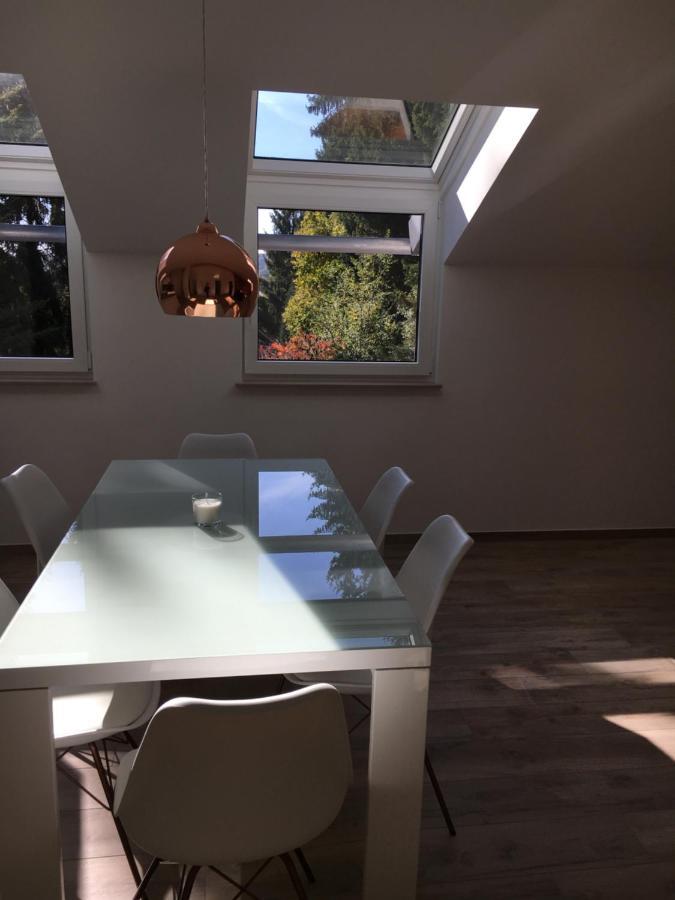Ferienwohnungen Lamisto Am Waldesrand Neckartenzlingen Exteriör bild